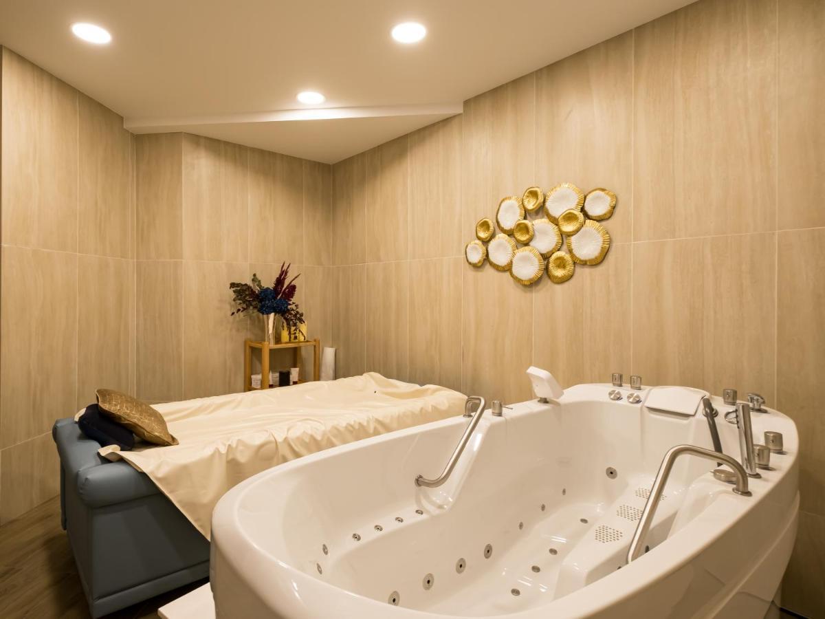 Sanders Aqua Park Resort - Precious 3-Bedroom Holiday Home With Shared Pool Limassol Exterior photo